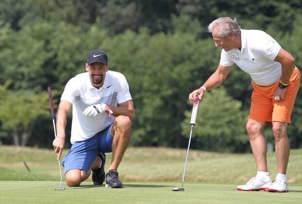 RB Leipzig Charity Golfturnier Machern b. Leipzig, 09.07.2017, Eagles Charity Golf Club e.V. , RB Leipzig Charity Golfturnier , Im Bild, v.l.: Torwart Fabio Coltorti, RB Leipzig Fußballspieler und Steffen Göpel, GRK Holding. ,