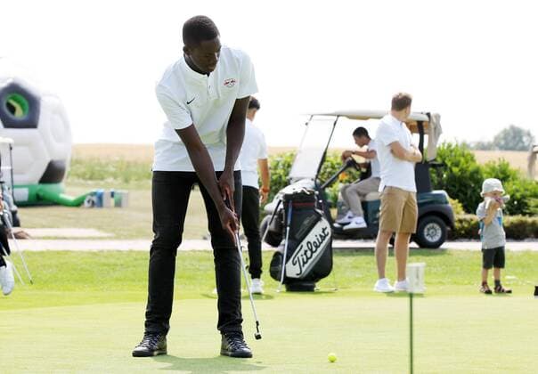 RB Leipzig Charity Golfturnier Machern b. Leipzig, 09.07.2017, Eagles Charity Golf Club e.V. , RB Leipzig Charity Golfturnier , Im Bild: Ibrahima Konate, RB Leipzig Fußballspieler. ,