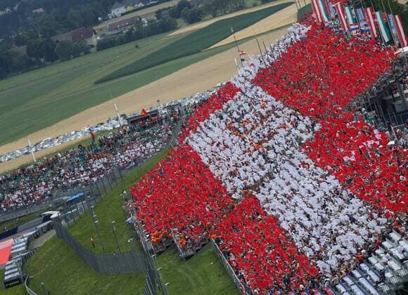 FORMULA 1 - GP of Austria 2017 SPIELBERG,AUSTRIA,09.JUL.17 - MOTORSPORTS, FORMULA 1 - Grand Prix of Austria, Red Bull Ring. Image shows fans. GEPAxpictures xDanielxGoetzhaber