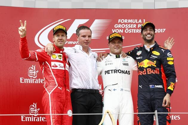 Motorsports: FIA Formula One World Championship WM Weltmeisterschaft 2017, Grand Prix of Austria, 5 Sebastian Vettel (GER, Scuderia Ferrari), Michael Harre, 77 Valtteri Bottas (FIN, Mercedes AMG Petronas F1 Team), 3 Daniel Ricciardo (AUS, Red Bull Racing), Spielberg Austria xHOCHxZWEIx
