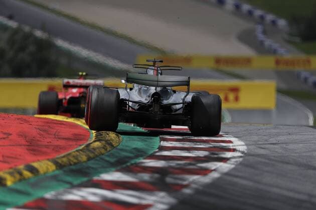 Bilder des Tages - SPORT July 9, 2017 - Spielberg, Austria - LEWIS HAMILTON of Great Britain and Mercedes AMG Petronas F1 Team drives during the 2017 Formula 1 Austrian Grand Prix in Spielberg, Austria. F1 2017 - Austrian Grand Prix - Bottas wins - ZUMAg147 20170709_zap_g147_012 Copyright: xJamesxGasperottix