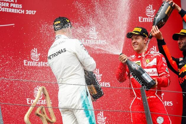 Motorsports: FIA Formula One World Championship WM Weltmeisterschaft 2017, Grand Prix of Austria, 77 Valtteri Bottas (FIN, Mercedes AMG Petronas F1 Team), 5 Sebastian Vettel (GER, Scuderia Ferrari), 3 Daniel Ricciardo (AUS, Red Bull Racing), Spielberg Austria xHOCHxZWEIx