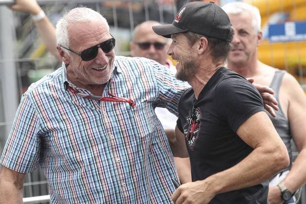 FORMULA 1 - GP of Austria 2017 SPIELBERG,AUSTRIA,09.JUL.17 - MOTORSPORTS, FORMULA 1 - Grand Prix of Austria, Red Bull Ring. Image shows Dietrich Mateschitz (Red Bull) and Felix Baumgartner. GEPAxpictures xFelixxRoittner