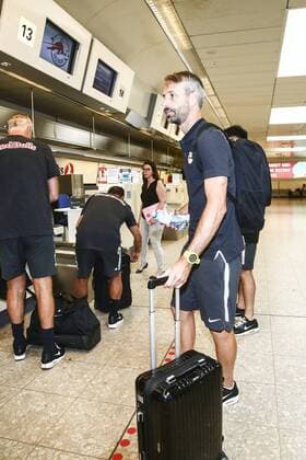 SOCCER - CL, qualification, Hibernians vs RBS SALZBURG,AUSTRIA,10.JUL.17 - SOCCER - UEFA Champions League, qualification, FC Hibernians vs Red Bull Salzburg, departure from Salzburg airport. Image shows head coach Marco Rose (RBS). GEPAxpictures xFelixxRoittner