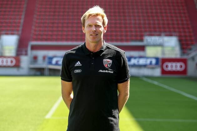 2. Bundesliga - Fußball - Fototermin - FC Ingolstadt 04 - Portraits - Shooting - Saison 2017 2018 - Georg Meyer Physiotherapeut 2. BL - FC Ingolstadt 04 Saison 2017 2018 Portraits - Shooting Fototermin