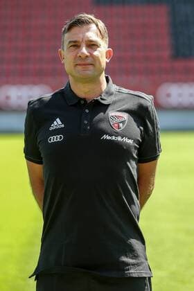 2. Bundesliga - Fußball - Fototermin - FC Ingolstadt 04 - Portraits - Shooting - Saison 2017 2018 - Physiotherapeut Christian Haser 2. BL - FC Ingolstadt 04 Saison 2017 2018 Portraits - Shooting Fototermin