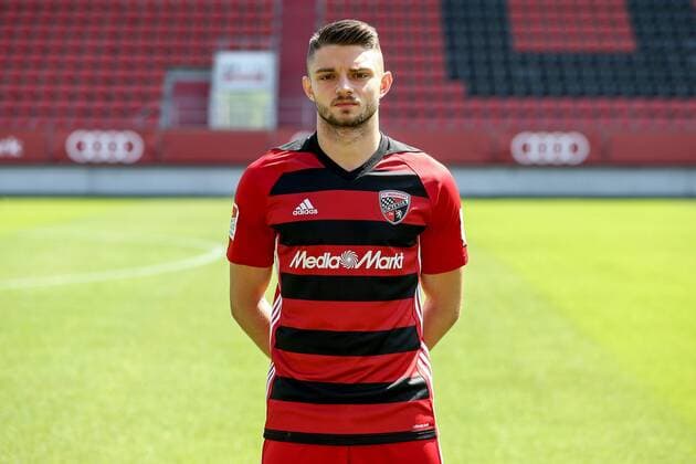 2. Bundesliga - Fußball - Fototermin - FC Ingolstadt 04 - Portraits - Shooting - Saison 2017 2018 - Maurice Multhaup (31, FCI) 2. BL - FC Ingolstadt 04 Saison 2017 2018 Portraits - Shooting Fototermin