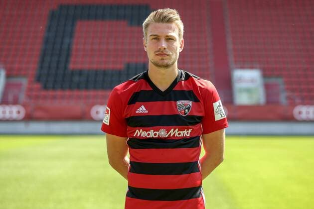2. Bundesliga - Fußball - Fototermin - FC Ingolstadt 04 - Portraits - Shooting - Saison 2017 2018 - Hauke Wahl (25, FCI) 2. BL - FC Ingolstadt 04 Saison 2017 2018 Portraits - Shooting Fototermin