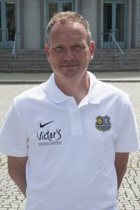 Das Team des ersten FC Saarbrücken am Samstag (08.07.2017) in Saarbrücken. Im Bild: Robert Roelofsen (Co-Trainer). bub