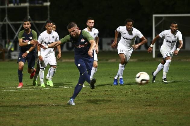 SOCCER - CL, qualification, Hibernians vs RBS PAOLA,MALTA,11.JUL.17 - SOCCER - UEFA Champions League, qualification, FC Hibernians vs Red Bull Salzburg. Image shows Valon Berisha (RBS). GEPAxpictures xFelixxRoittner