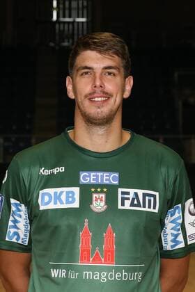 Potr Chrapkowski (SC Magdeburg) - Handball Bundesliga Saison 2017-2018 Offizeller Fototermin SC Magdeburg in der GETEC Arena in Magdeburg - Einzelbild,Portrait,Deutschland, Handball, Mann, Maenner,12.07.2017