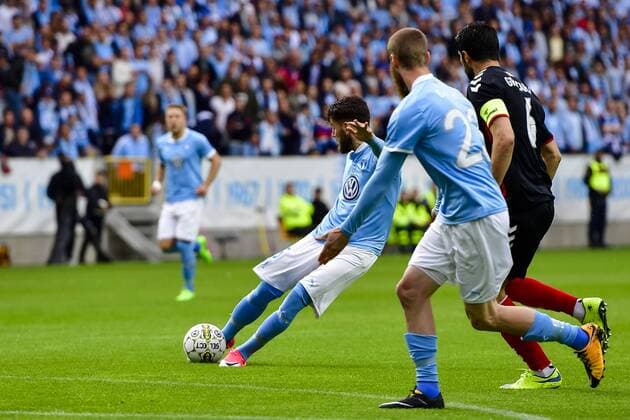 Fußball, CL Quali, Malmö FF - Vardar Skopje 170712 Malmö FFs Erdal Rakip under fotbollsmatchen i kvalet till Champions League mellan Malmö FF och Vardar den 12 juli 2017 i Malmö.  Copyright: PETTERxARVIDSON BB170712PA021
