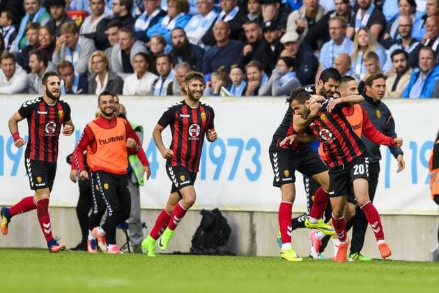 Fußball, CL Quali, Malmö FF - Vardar Skopje 170712 Vardars spelare jublar efter 0-1 av Boban Nikolov under fotbollsmatchen i kvalet till Champions League mellan Malmö FF och Vardar den 12 juli 2017 i Malmö.  Copyright: AndersxBjurö ST170712AAB0J