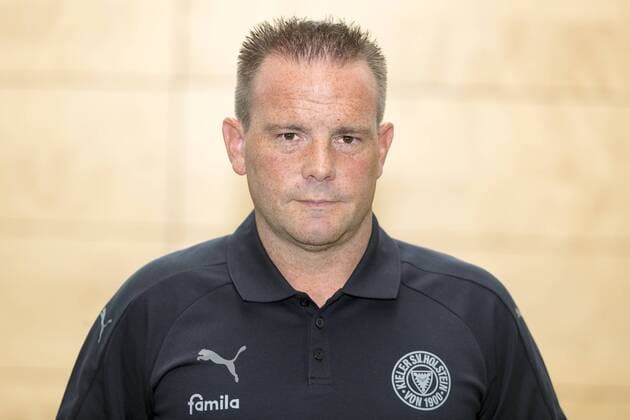 Fußball, GER, 2.BL, Porträttermin 2017 2018, Holstein Kiel, Thomas Cichon. Holstein Kiel, Fussball, 2. Liga, 12.07.17 Kiel Schleswig-Holstein Germany Trainingszentrum Projensdorf Copyright: xAgentur54GradFelixxKoenigx