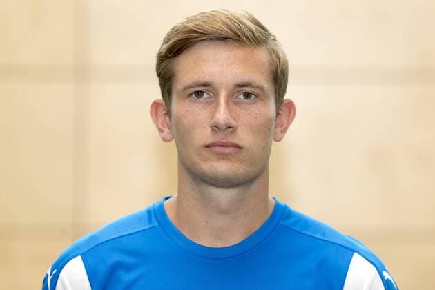 Fußball, GER, 2.BL, Porträttermin 2017 2018, Holstein Kiel, Christopher Lenz (Nr. 16, Holstein Kiel). Holstein Kiel, Fussball, 2. Liga, 12.07.17 Kiel Schleswig-Holstein Germany Trainingszentrum Projensdorf Copyright: xAgentur54GradFelixxKoenigx