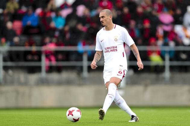 170713 Galatasarays Maicon under fotbollsmatchen i kvalet till Europa League mellan Östersund och Galatasaray den 13 juli 2017 i Östersund.  Copyright: TOBIASxNYKÄNEN BB170713TN012