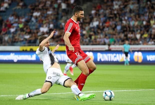 SOCCER - UEFA EL quali, Sturm vs Podgorica GRAZ,AUSTRIA,13.JUL.17 - SOCCER - UEFA Europa League qualification, SK Sturm Graz vs FK Mladost Podgorica. Image shows Christian Schulz (Sturm) and Ivan Knezevic (Podgorica). GEPAxpictures xChristianxWalgram