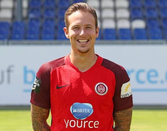 13.07.2017, xsvx, Fussball 3.Liga, SV Wehen Wiesbaden Fototermin, Fußball, GER 3.Liga PortraÌˆttermin 2017 2018, emonline, Moritz Kuhn (SV Wehen Wiesbaden) Wiesbaden