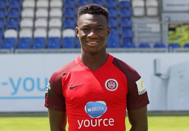 13.07.2017, xsvx, Fussball 3.Liga, SV Wehen Wiesbaden Fototermin, Fußball, GER 3.Liga PortraÌˆttermin 2017 2018, emonline, Neuzugang Agyemang Diawusie (SV Wehen Wiesbaden) Wiesbaden