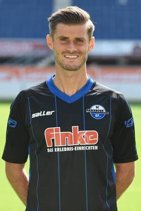 Fußball 3. Liga, Porträttermin 2017 2018 Porträttermin SC Paderborn 07 am 13.07.2017 in der Benteler-Arena in Paderborn Marc Vucinovic (Paderborn) MT