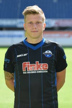 Fußball 3. Liga, Porträttermin 2017 2018 Porträttermin SC Paderborn 07 am 13.07.2017 in der Benteler-Arena in Paderborn Marcus Piossek (Paderborn) MT
