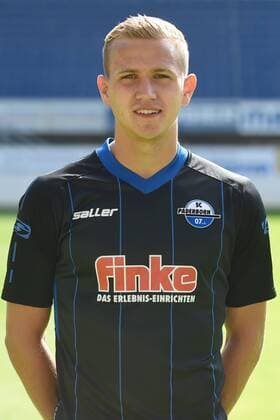 Fußball 3. Liga, Porträttermin 2017 2018 Porträttermin SC Paderborn 07 am 13.07.2017 in der Benteler-Arena in Paderborn Lukas Boeder (Paderborn) MT