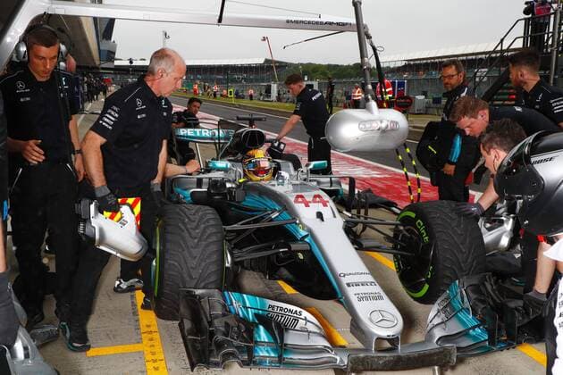 Motorsports: FIA Formula One World Championship WM Weltmeisterschaft 2017, Grand Prix of Great Britain, 44 Lewis Hamilton (GBR, Mercedes AMG Petronas F1 Team), Silverstone Great Britain xHOCHxZWEIx