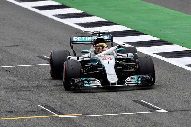 Bilder des Tages - SPORT Lewis Hamilton (GB 44), Mercedes AMG Petronas Motorsport, Grosser Preis von England 2017,Qualifying, Motorsport, Formel 1, 15.07.2017, Silverstone Copyright: xAndre Eibner-Pressefotox EP_JAE
