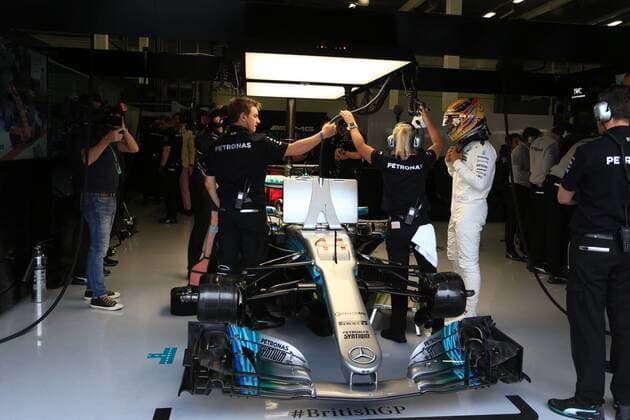 July 15th 2017, Silverstone, Northamptonshire, England; British Formula One Grand Prix, qualification sessions day; Lewis Hamilton - Mercedes AMG Petronas F1 W08 EQ Energy+ xOctanex  ActionPlus11901879