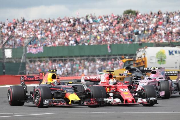 British Grand Prix, Silverstone 13 - 16 July 2017 16.07.2017 - Race, Max Verstappen (NED) Red Bull Racing RB13 and Sebastian Vettel (GER) Scuderia Ferrari SF70H 