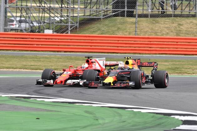 Motorsports: FIA Formula One World Championship WM Weltmeisterschaft 2017, Grand Prix of Great Britain, 5 Sebastian Vettel (GER, Scuderia Ferrari), 33 Max Verstappen (NLD, Red Bull Racing), Silverstone Great Britain xHOCHxZWEIx