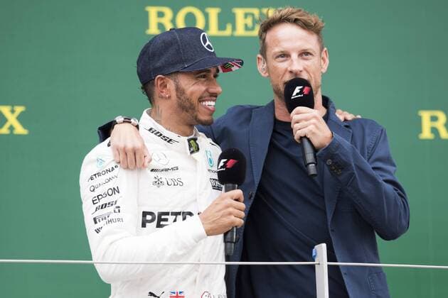 Motorsports: FIA Formula One World Championship WM Weltmeisterschaft 2017, Grand Prix of Great Britain, 44 Lewis Hamilton (GBR, Mercedes AMG Petronas F1 Team), Jenson Button (GBR) Silverstone Great Britain xHOCHxZWEIx