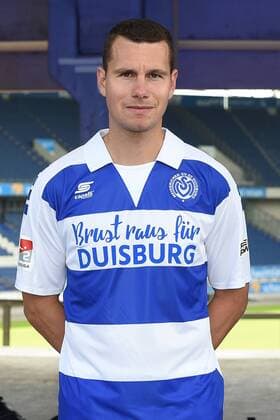 Fußball 2. Bundesliga Offizieller Fototermin MSV Duisburg am 15.07.2017 in der Schauinsland-Reisen-Arena in Duisburg Thomas Bröker ( Duisburg ) xRx