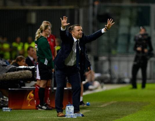 Belgium s head coach Ives Serneels gestures during a soccer game between Belgian national women s soccer team Red Flames and Denmark, the first game in group A in the group stage of the Women s European Championship EM Europameisterschaft 2017 in the Netherlands, Sunday 16 July 2017 in Rheden, The Netherlands. DAVIDxCATRY  x05132818x