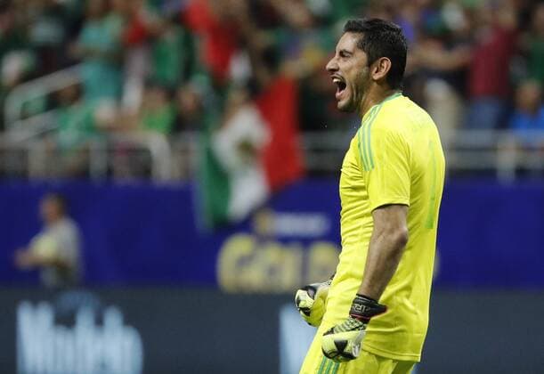 Mexico s goalkeeper celebrate the goal of his teammate Angel Sepulveda against Curacao during a Gold Cup match between Mexico and Curacao held at Alamodome Stadium in San Antonio, Texas, USA, 16 July 2017. MEXICO VS. CURACAO !ACHTUNG: NUR REDAKTIONELLE NUTZUNG!  Copyright: xJOSExMENDEZx JME031 20170717-636358594259139688