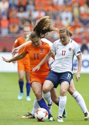 (170717) -- UTRECHT, July 17, 2017 -- Lieke Martens (L) of Netherlands vies with Kristine Minde of Norway during the UEFA Women s EURO 2017 soccer tournament opening match between the Netherlands and Norway at the Stadion Galgenwaard in Utrecht, the Netherlands, July 16, 2017. The Netherlands won the game 1-0. ) (SP)NETHERLANDS-UEFA-WOMEN S EURO-2017-GROUP-NETHERLANDS VS NORWAY YexPingfan 