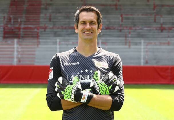 Torwart Michael Gspurning Fußball Fussball 2.Bundesliga Herren DFL Porträttermin Saison 2017 2018 17.07.2017 1.FC Union Berlin FCU , Porträt, Vorstellung, Präsentation, Pressetermin