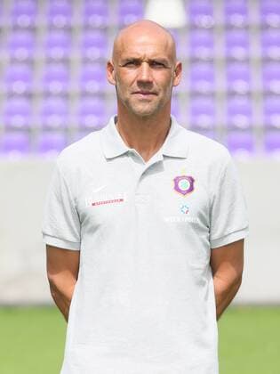 Fussball 2.Bundesliga Aue, 17.07.2017, Erzgebirgsstadion, Fussball, 2.Bundesliga, FC Erzgebirge Aue , GER, Porträttermin 2017 2018 , Im Bild: Trainer Thomas Letsch ,