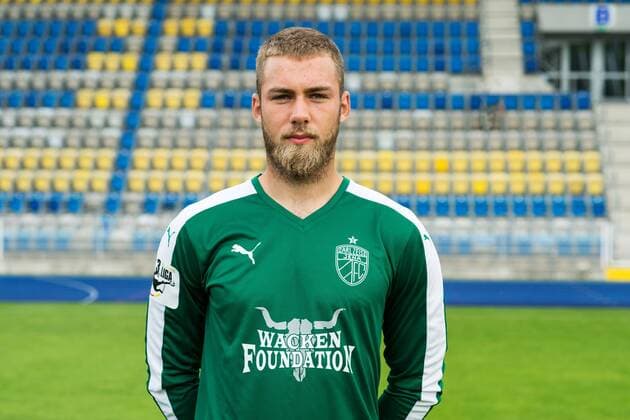 Porträt: Fußball, GER, 3.Liga, Porträttermin 2017 2018, FC Carl Zeiss Jena, Stefan Schmidt Torwart Ernst Abbe Sportfeld