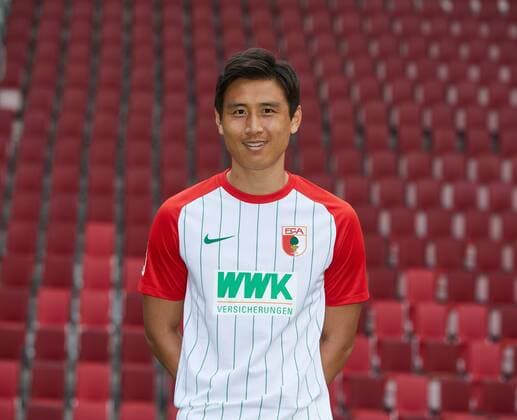 Ja-Cheol Koo, Fußball, GER, 1. BL, Porträttermin 2017 2018, FC Augsburg,