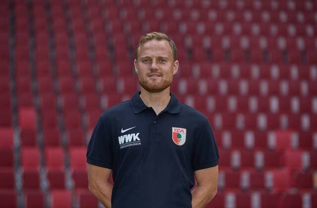 Jonas Scheuermann (Co-Trainer), Fußball, GER, 1. BL, Porträttermin 2017 2018, FC Augsburg,