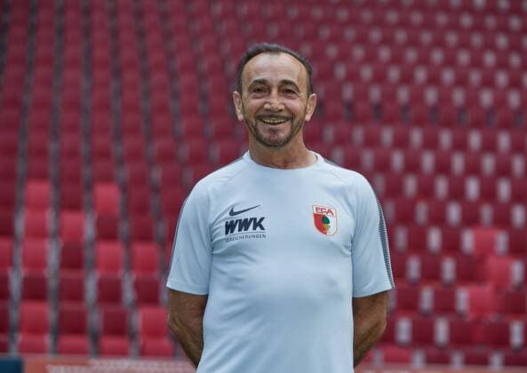 Salvatore Belardo (Zeugwart), Fußball, GER, 1. BL, Porträttermin 2017 2018, FC Augsburg,