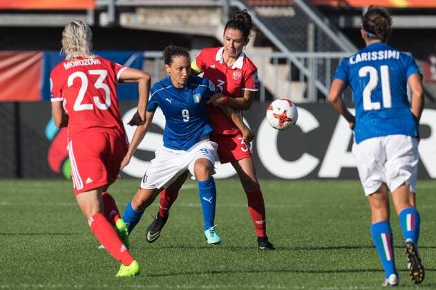 (L-R) Elena Morozova of Russia women, Ilaria Mauro of Italy Women, Anna Kozhnikova of Russia women, Marta Carissimi of Italy Women during the UEFA WEURO 2017 Group B group stage match between Italy and Russia at Het Kasteel on July 17, 2017 in Rotterdam, The Netherlands Women: Italy v Russia UEFA WEURO 2017 2017 2018 xVIxVIxImagesx xGerritxvanxKeulenxIVx 8248781