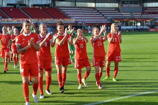 Jubel, Freuen, celebrate, happy, cheer , Goal Celebration nach 1:2 für Russland bei den Fans, Fussball, UEFA Women s EURO 2017, Italien - Russland, xmkx