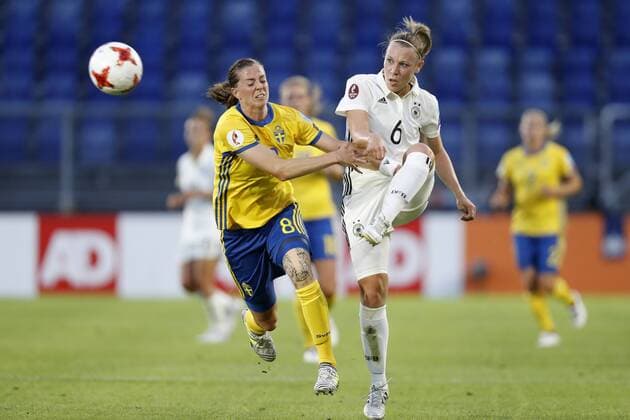 (L-R) Lotta Schelin of Sweden women, Kristin Demann of Germany women during the UEFA WEURO 2017 Group B group stage match between Germany and Sweden at the Rat Verlegh stadium on July 17, 2017 in Breda, The Netherlands Women: Germany v Sweden UEFA WEURO 2017 2017 2018 xVIxVIxImagesx xMauricexvanxSteenxIVx 8249426