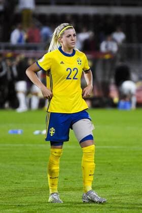 170717 Sveriges Olivia Schough efter fotbollsmatchen mellan Tyskland och Sverige under fotbolls-EM den 17 juli 2017 i Breda.  Copyright: CARLxSANDIN BB170717CS091