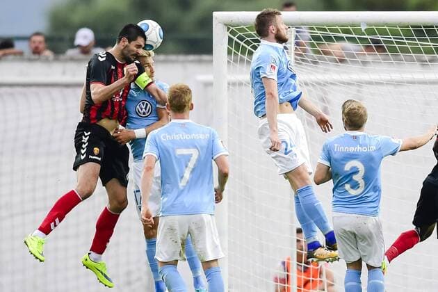 170718 Vardars Boban Grncharov kvitterar till 1-1 under en fotbollsmatch mellan Vardar och Malmö FF i kvalet till Champions League den 18 juli 2017 i Strumica.  Copyright: PETTERxARVIDSON BB170718PA084