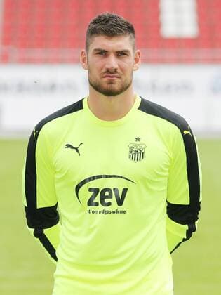 Zwickau - Fussball 3.Liga Zwickau, 18.07.2017, Fussball, 3.Liga, GER, Porträttermin 2017 2018, FSV Zwickau , Im Bild; Torwart Johannes Brinkies. ,