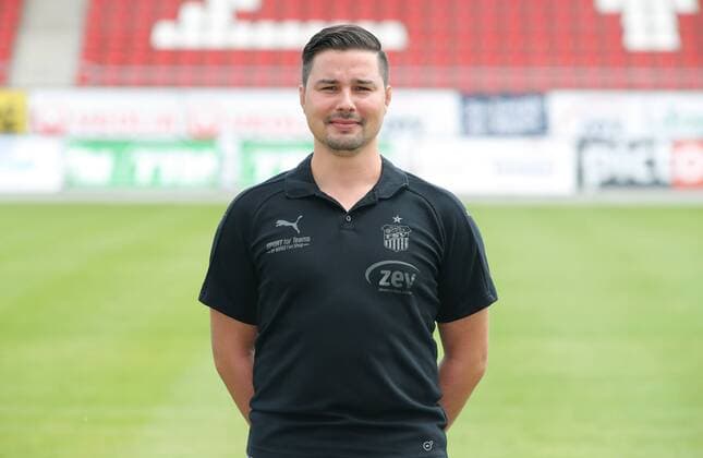 Zwickau - Fussball 3.Liga Zwickau, 18.07.2017, Fussball, 3.Liga, GER, Porträttermin 2017 2018, FSV Zwickau , Im Bild; Physiotherapeut Christian Puschmann. ,