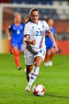 Fanndis Fridriksdottir (Island , Iceland) (23) im Vorwärtslauf, Fussball, UEFA Women s EURO 2017, Frankreich - Island, xmkx